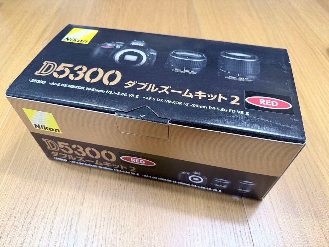 【希少色】Nikon D5300 デジタル一眼レフカメラ ダブルズームキット