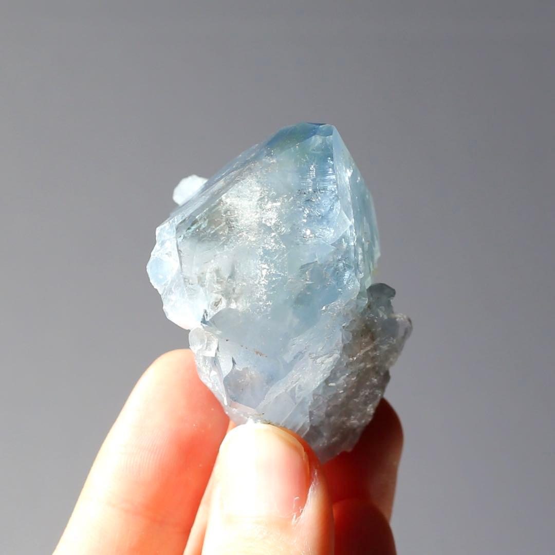 ミニ セレスタイト クラスター天青石 天使の石 鉱物 天然石 安眠 癒し