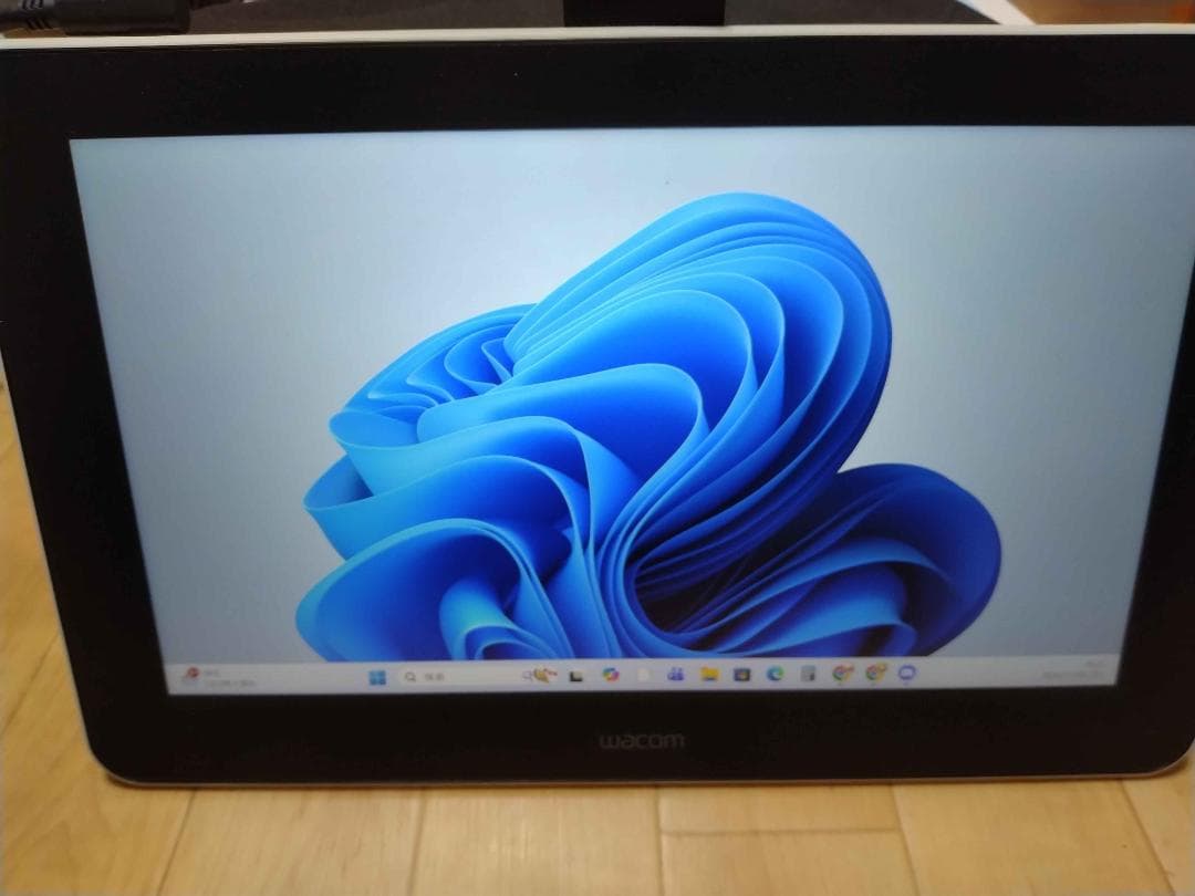 Wacom One DTC133 液晶ペンタブレット 13.3型