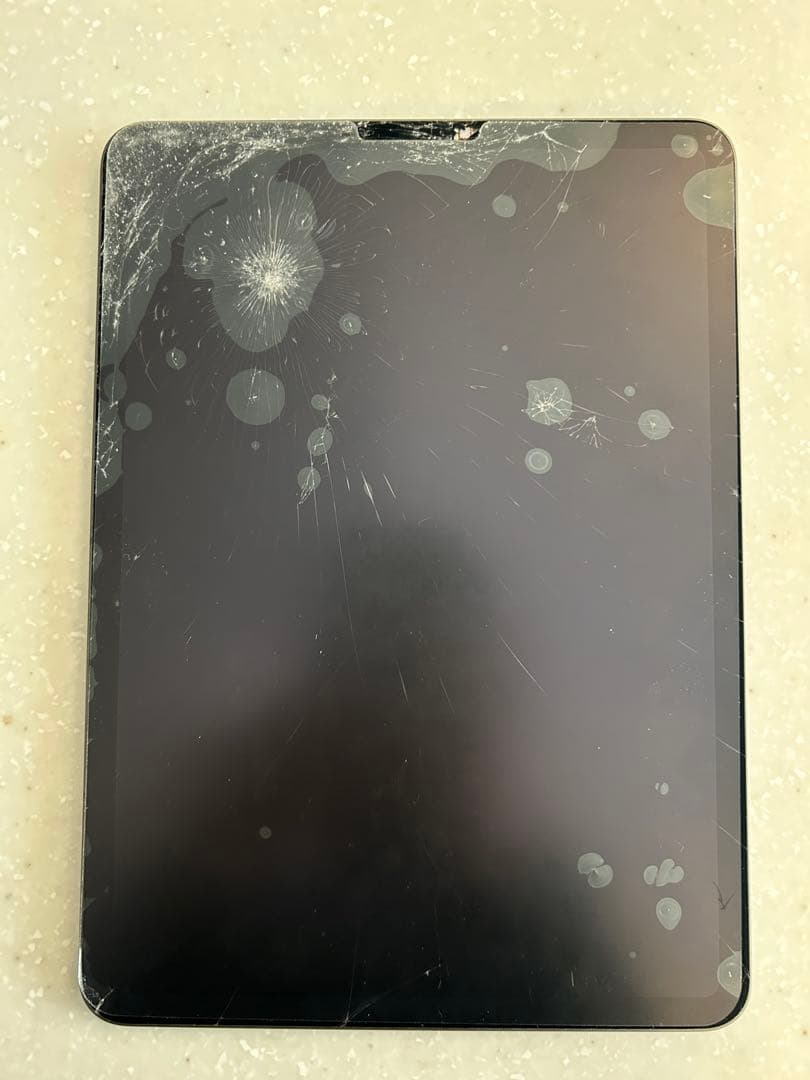 iPad11pro 第2世代 スペースグレー 箱あり