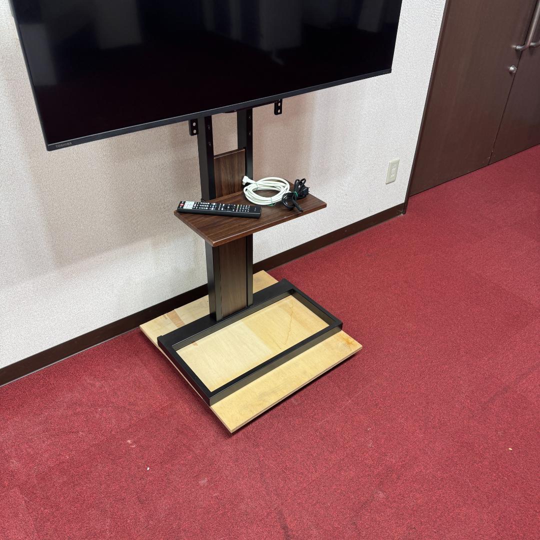 東京23区送料無料　超美品レグザ５０インチ　スタンド付きスマートテレビ