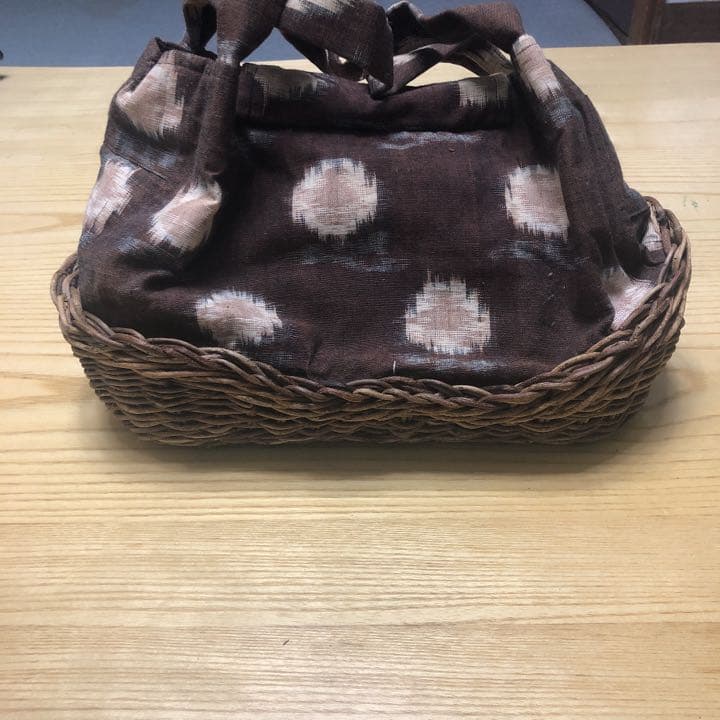 あけびのバック