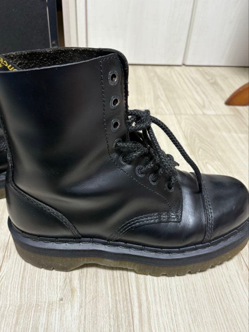 氷室京介　ドクターマーティンクレイジーボム8ホール