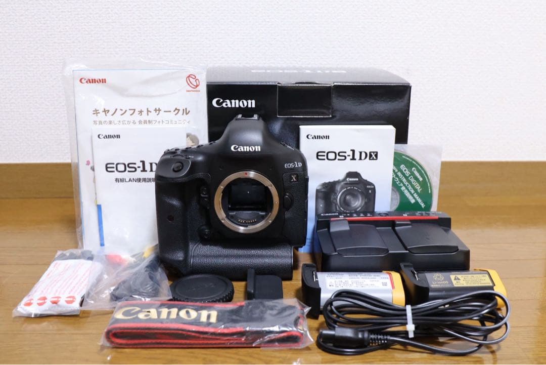⭐︎美品⭐︎Canon EOS-1D X 本体と付属品〈ショット数17000以下〉