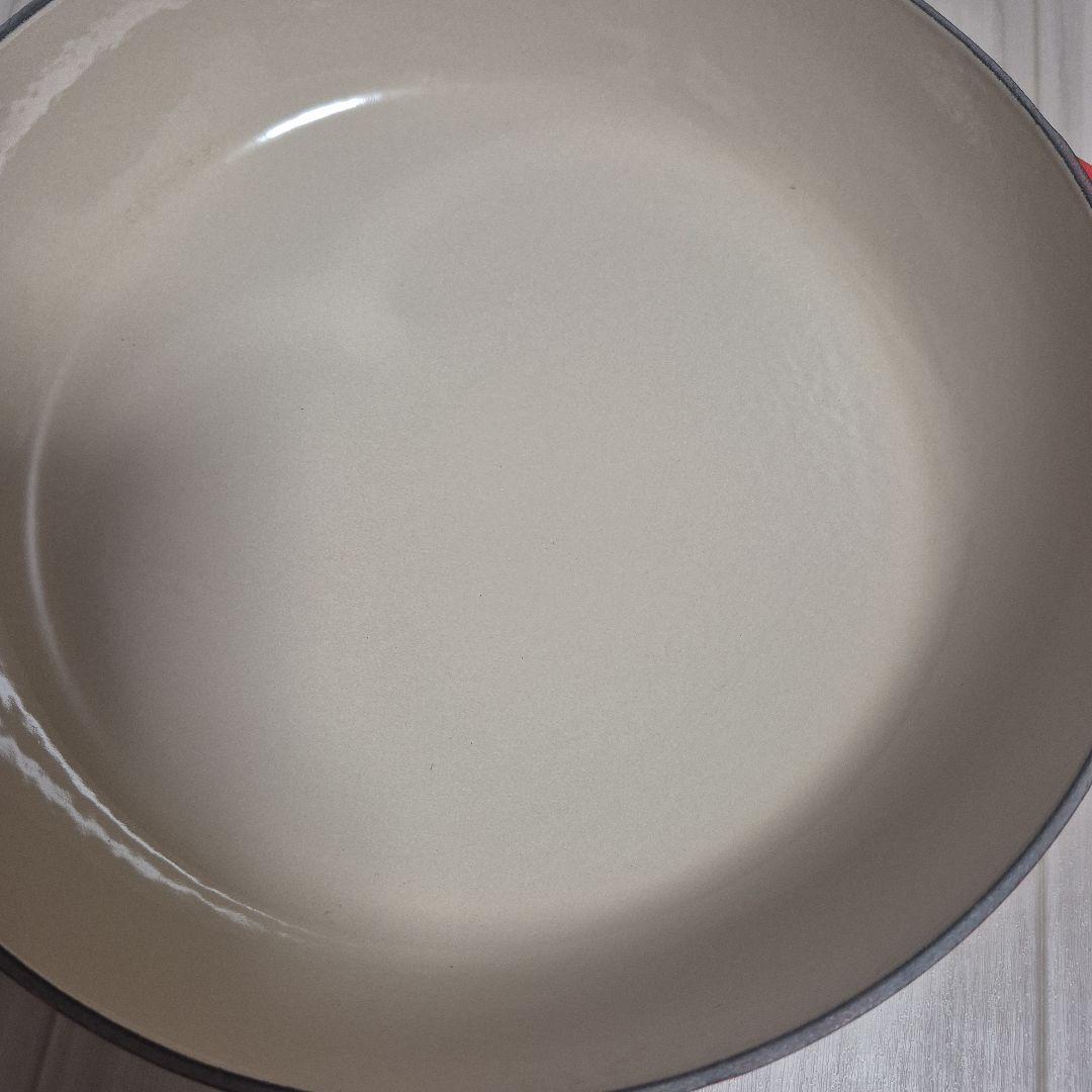 ル.クルーゼ　ビュッフェ　キャセロール　３０cm　チェリーレッド　約５kg　美品