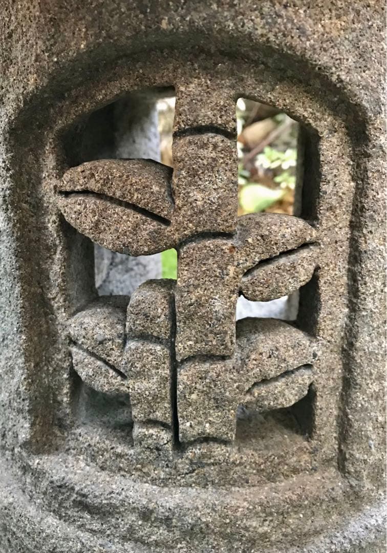 【天然自然石・置灯篭・茶庭灯篭・露地庭灯篭・竹と瓢箪模様】オブジェ庭石置物箱庭