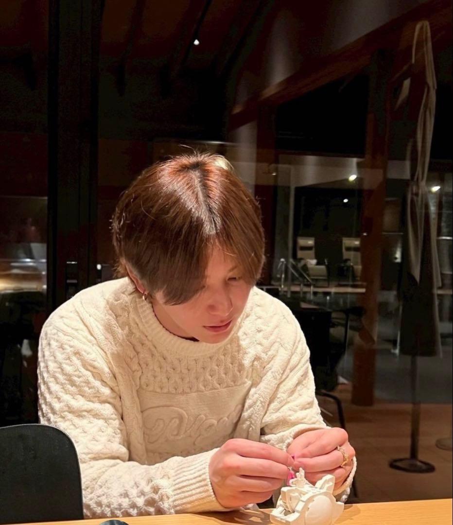 ジェラートピケ　ニット　山田涼介さん着用