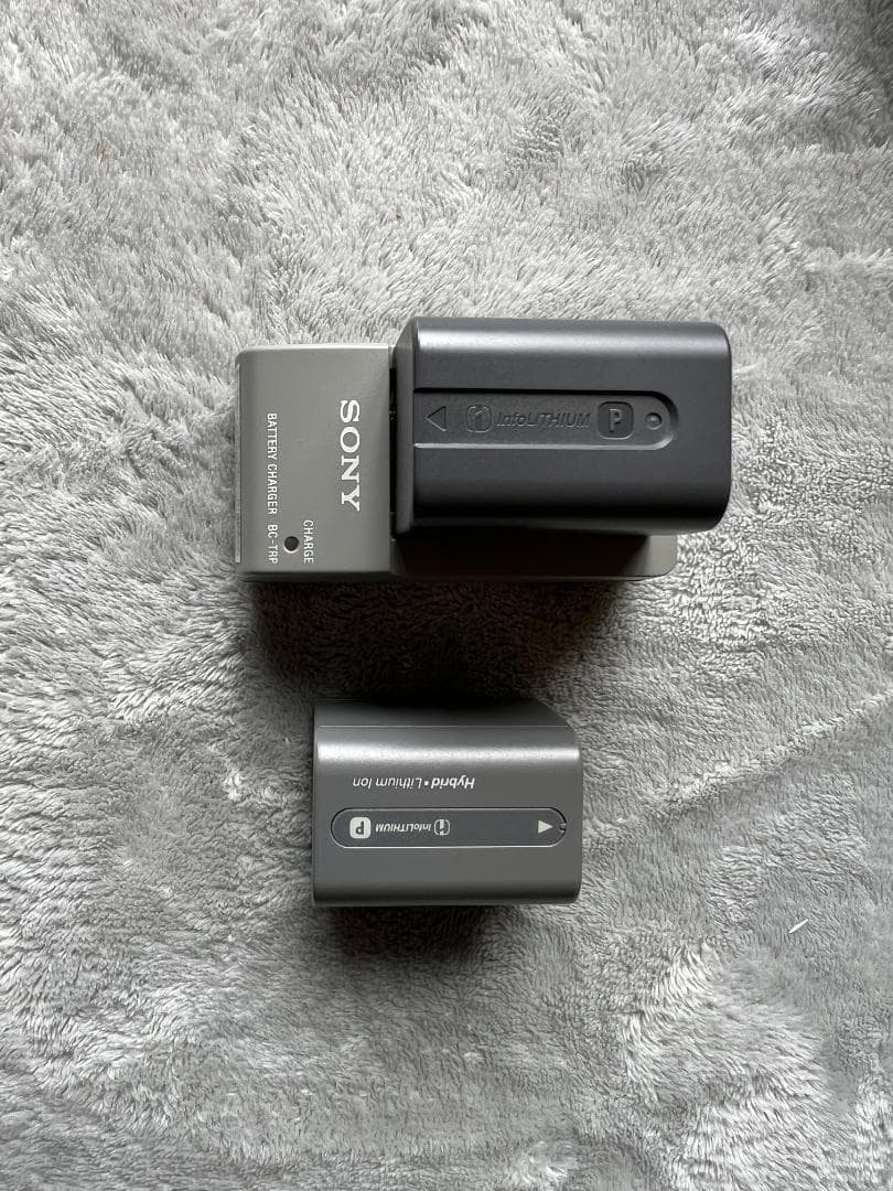 レア　美品SONY HANDYCAM DCR-DVD505