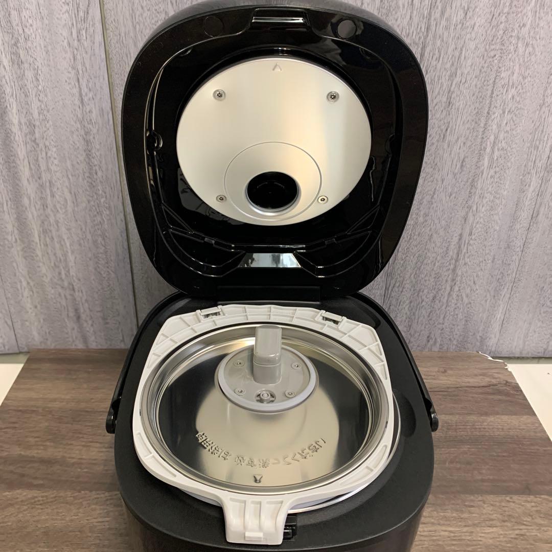 m090301m 【未使用】 Panasonic SR-KT060 炊飯器