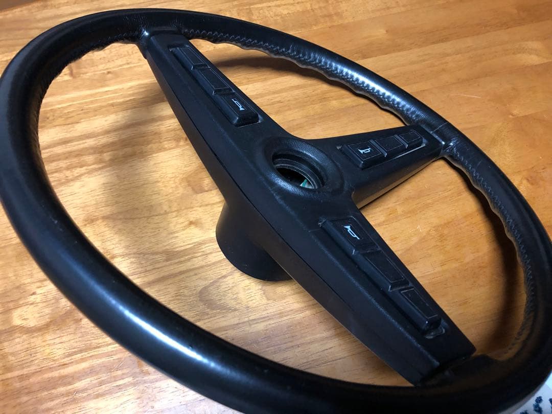 【美品】5代目トヨタコロナ純正ハンドル