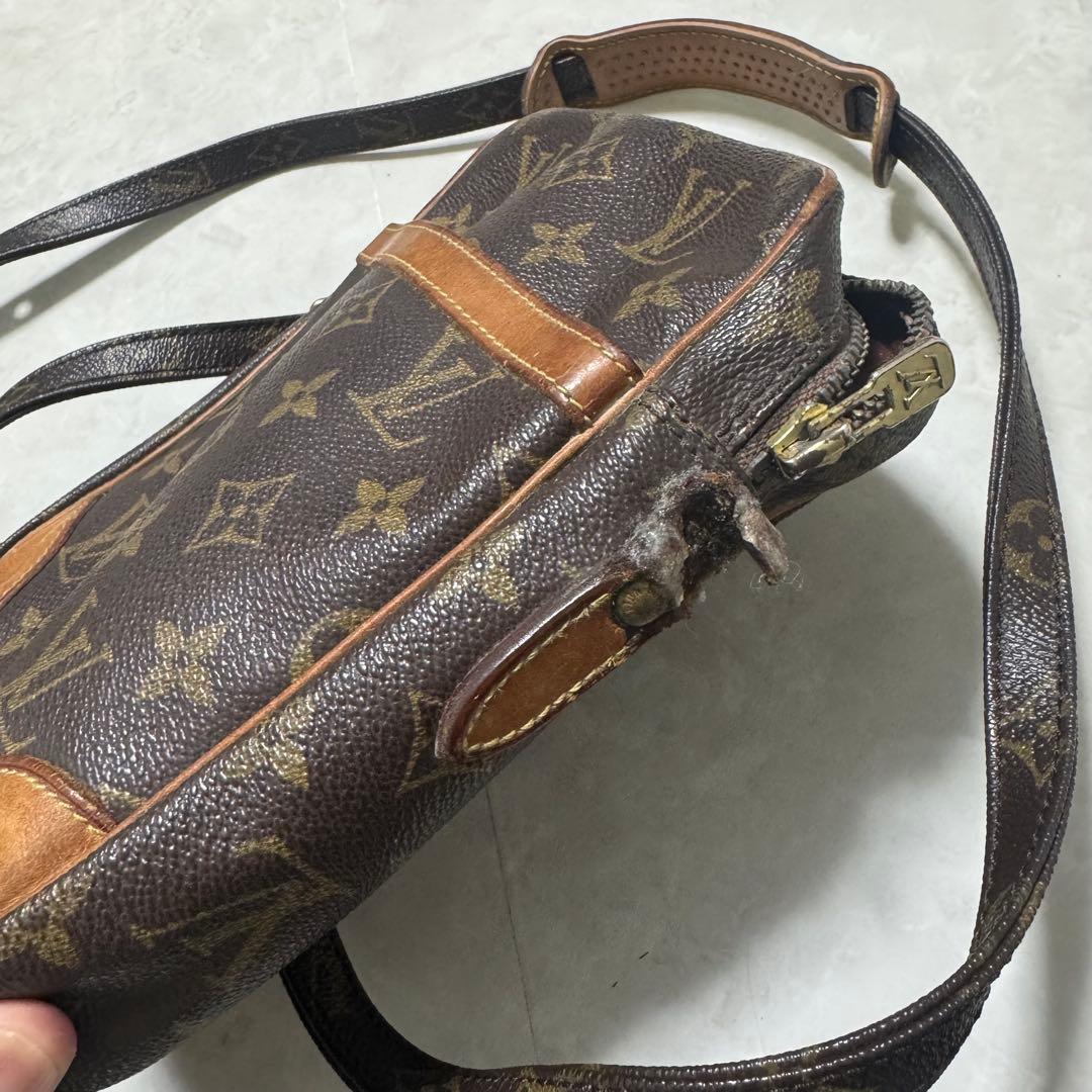 ルイ・ヴィトン　モノグラム　ショルダーバック