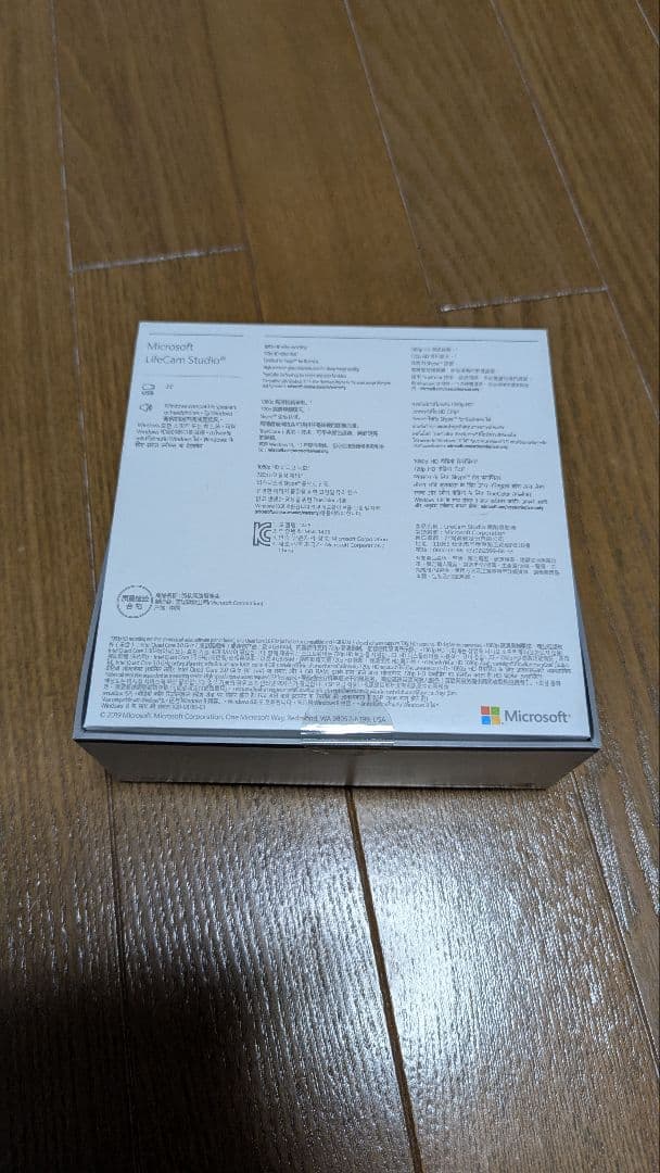 新品未開封　Microsoft LIFECAM STUDIO Q2F-00021