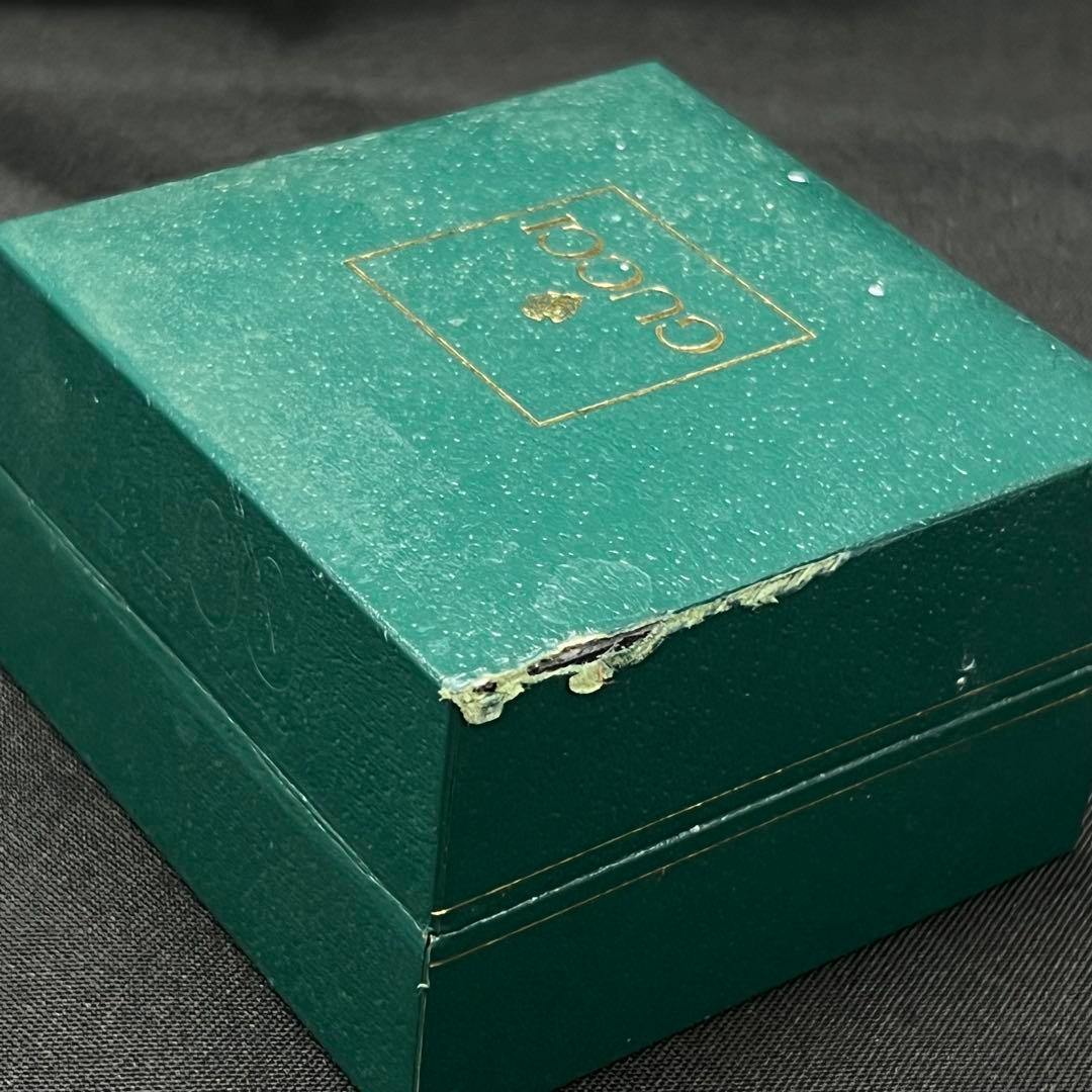 M*6様 hk【used】GUCCI グッチ　時計　電池切れ　バングルウォッチ