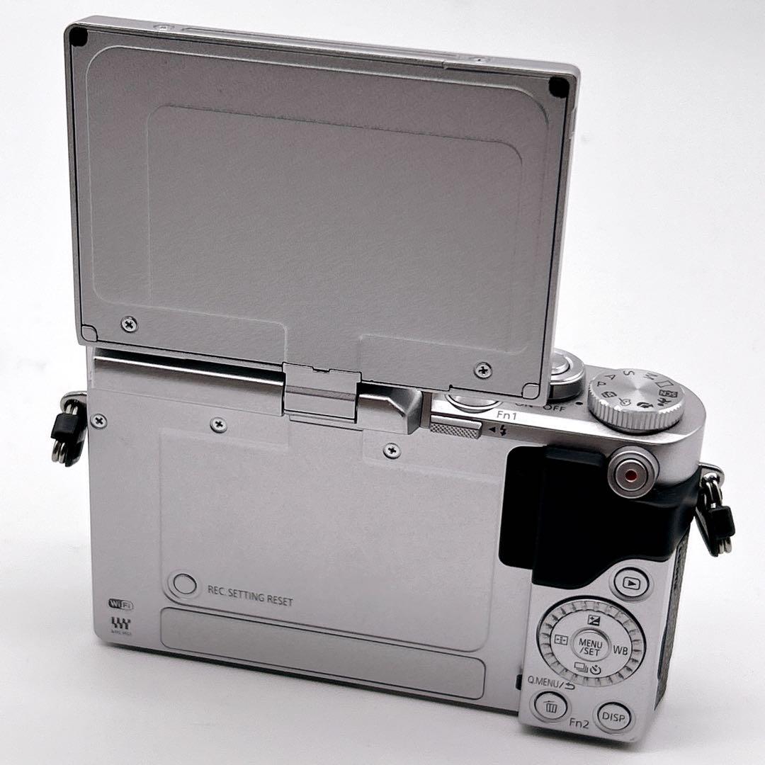 【美品】LUMIX DC-GF9W ブラック 4Kミラーレス一眼 Wi-Fi機能