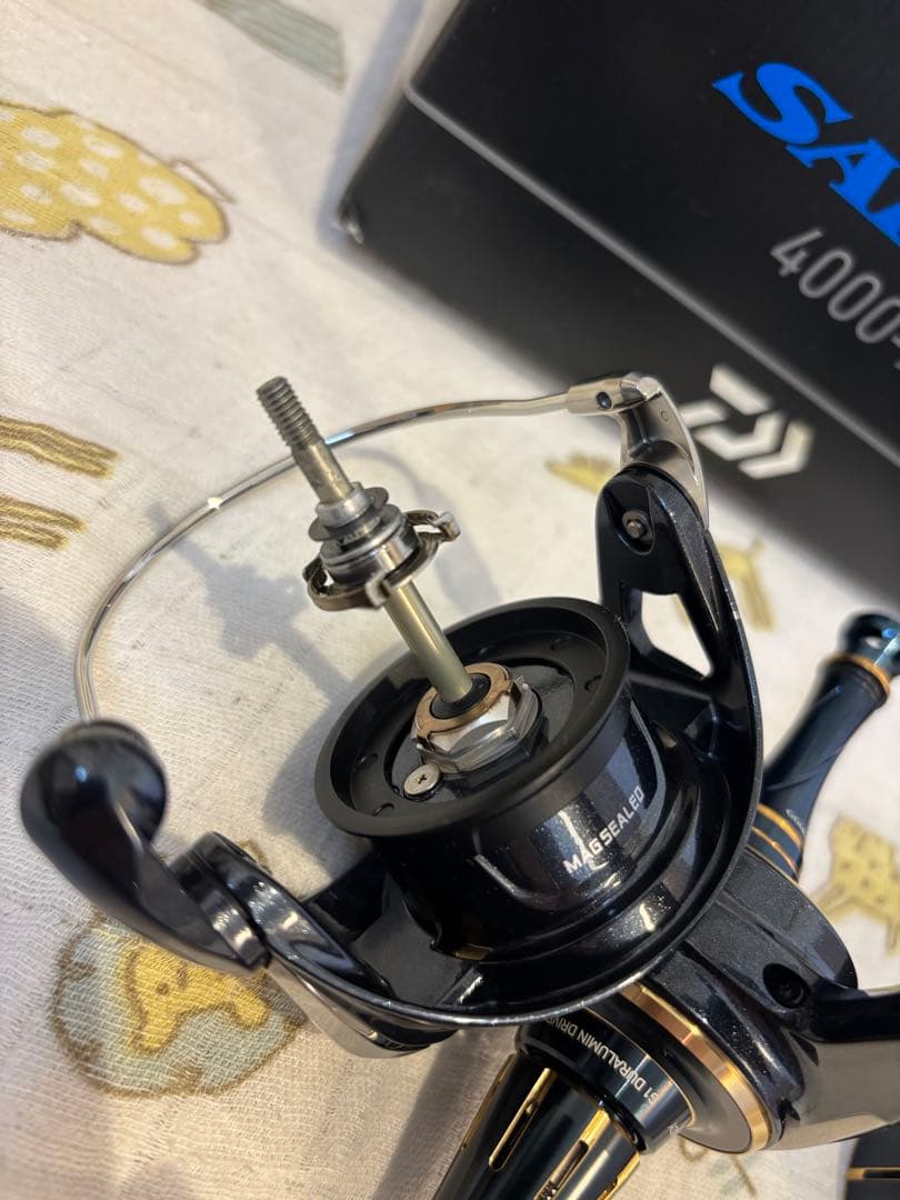 23ソルティガ 4000XH 実釣未使用。