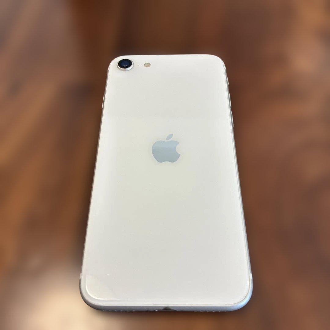 iPhone SE 第二世代　ホワイト 本体