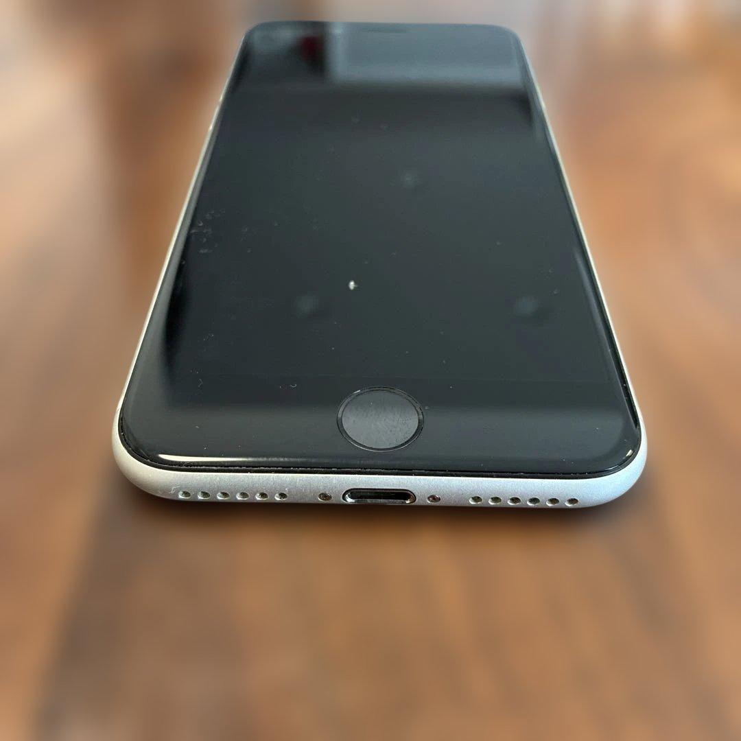 iPhone SE 第二世代　ホワイト 本体