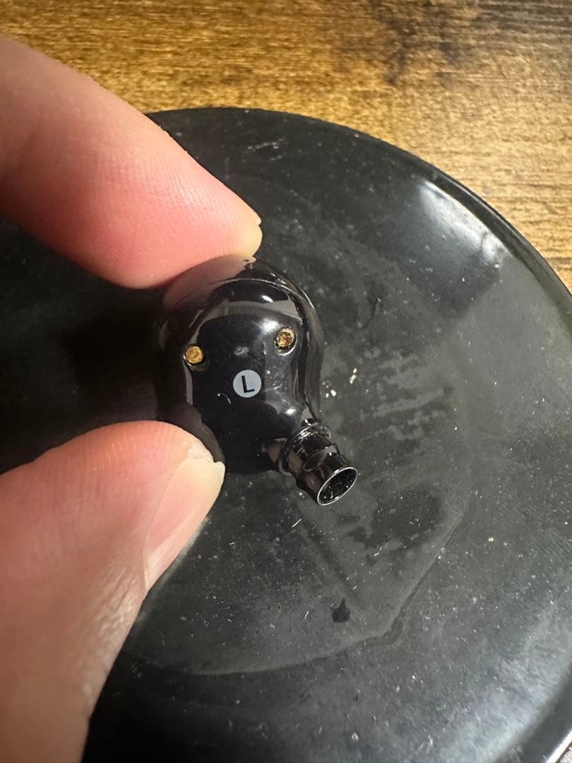 SONY 1000X ワイヤレスイヤホン ブラック 充電ケース付き