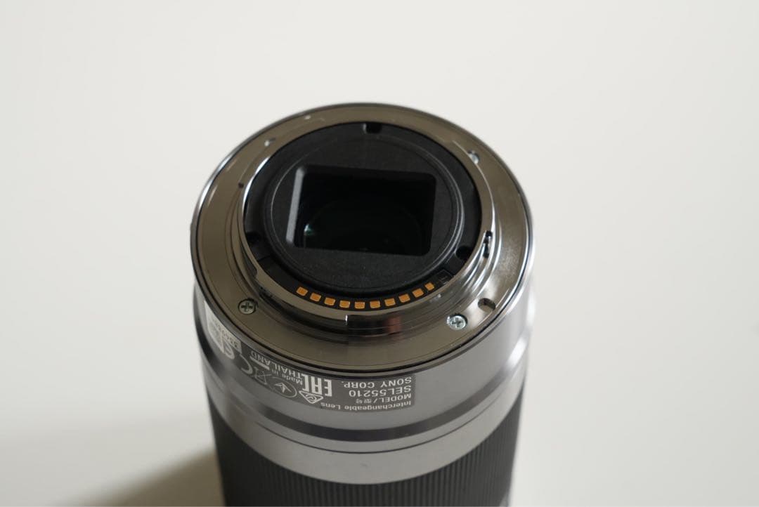 Sony E 55-210mm F4.5-6.3 OSS レンズ