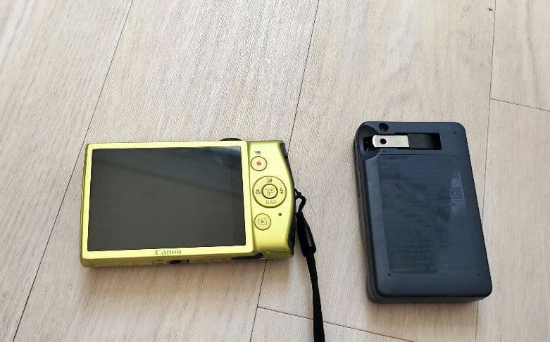 Canon IXY 600F グリーン　キヤノン デジカメ コンデジ