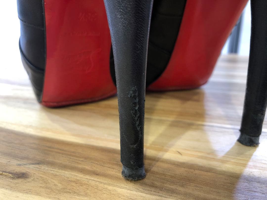 ChristianLouboutin 黒 レザー ストラップデザイン ブーツ