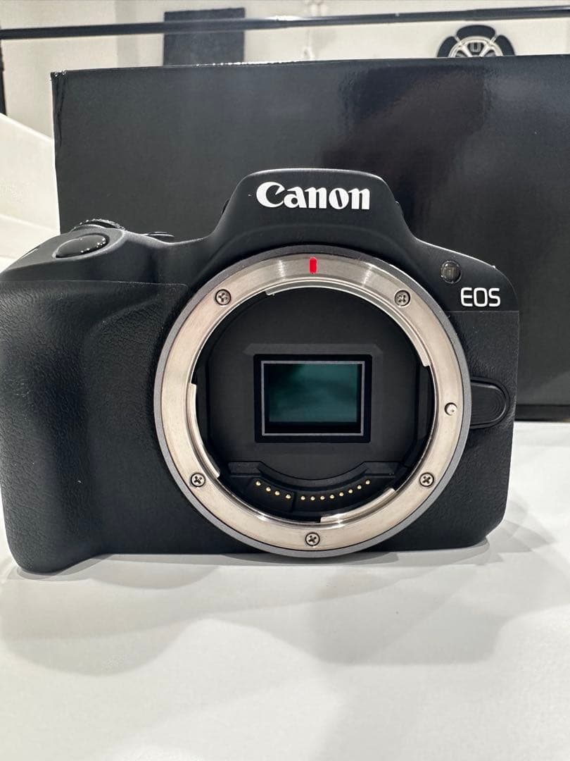 Canon EOS R50 ミラーレス一眼