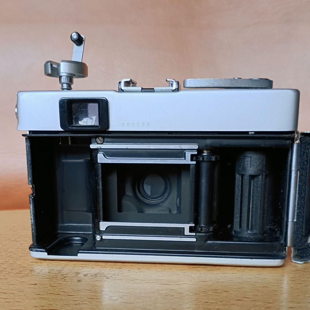 たに、カメラ【美品、完動品】コニカC35　乃木坂46　五百城茉央、芦田愛菜