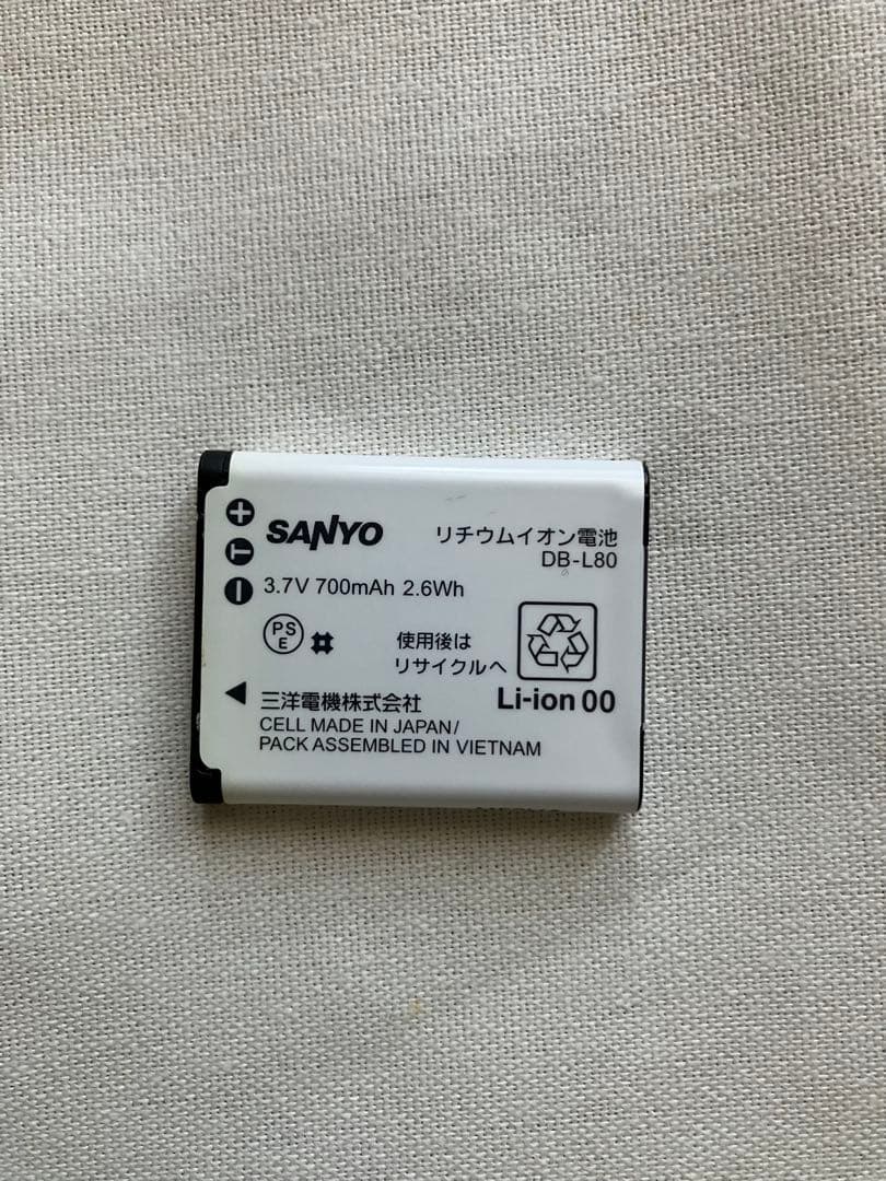 SANYO Xacti DMX-CG10　ピンク (SDカード、ケース付)