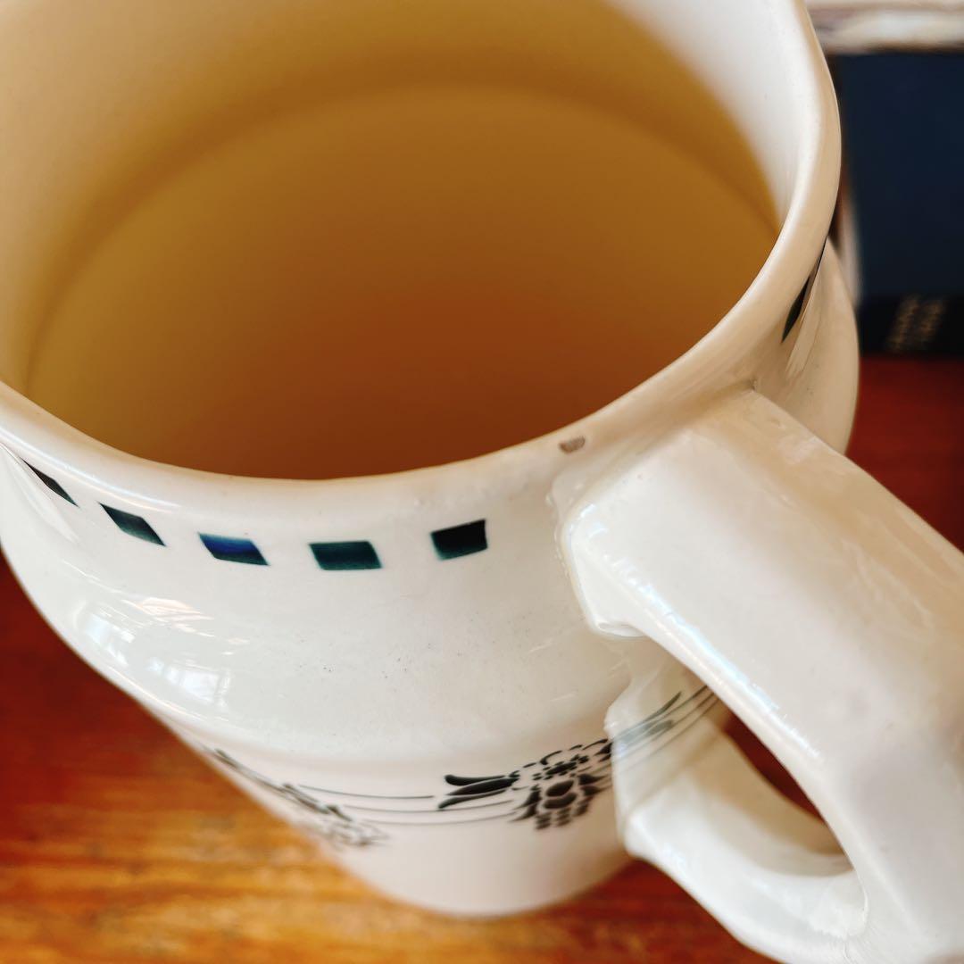 バドンヴィレー　すっきりシンプルなピシェ