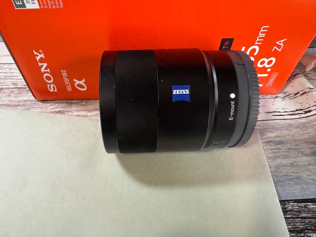 【良品】FE 55mm F1.8 ZA SEL55F18Z 新品UVフィルタ付属
