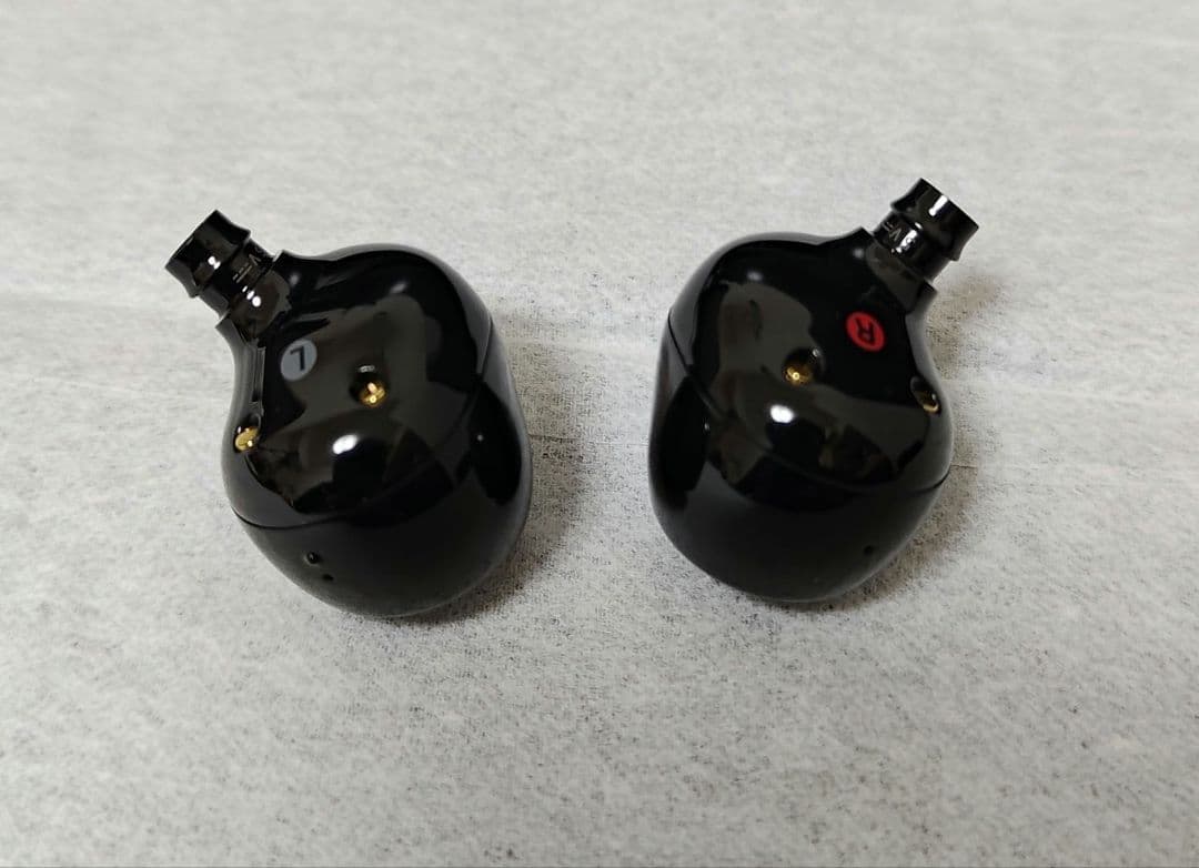 WF-1000XM5 ソニー SONY ワイヤレスイヤホン【未使用に近い】