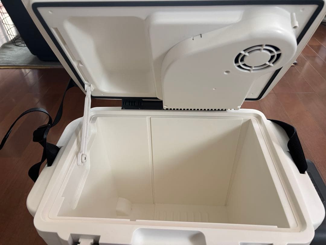 HIKOKI 冷温庫 2出力ポート付き