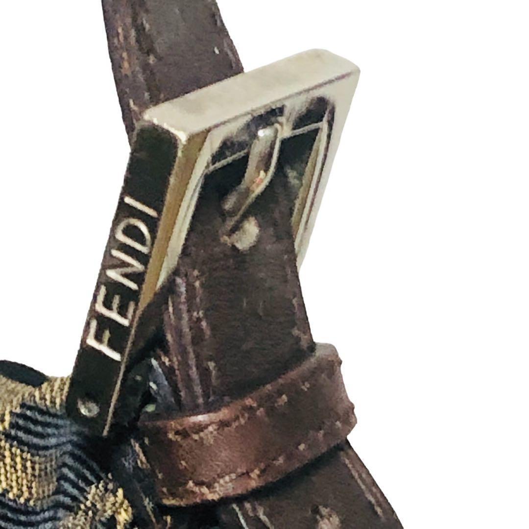 bashmentFENDI フェンディ マンマバケット ズッカ柄 FF