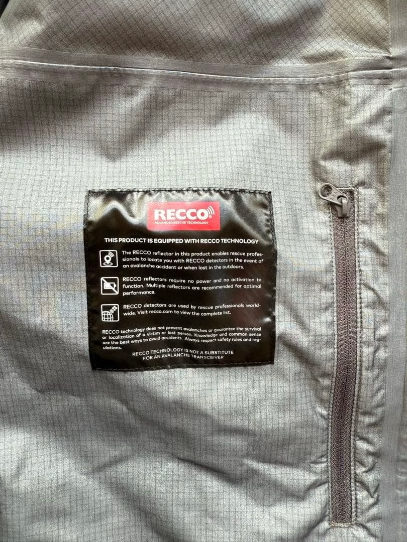 Oakley GORE-TEX PRO Shell jacket RECCO付