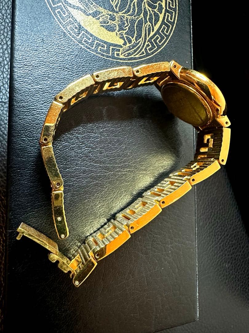 Gianni Versace 腕時計 メデューサ 【正規品】 付属品あり