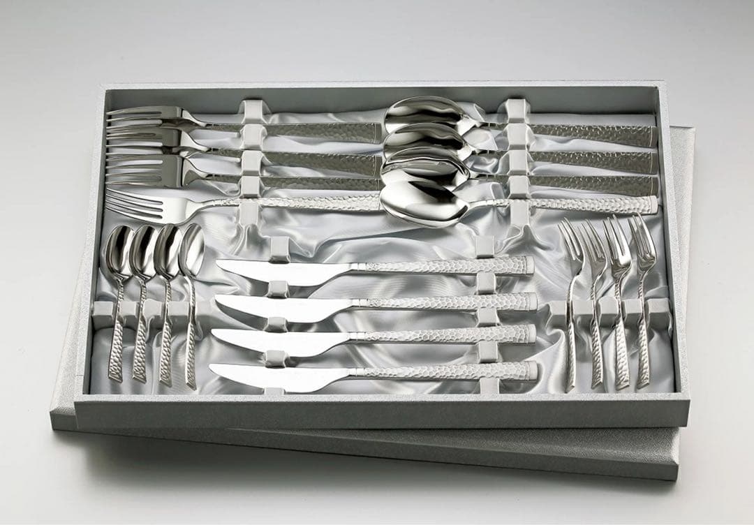 【新品】ラッキーウッド✴︎ベルン✴︎20ピース✴︎ディナーカトラリーセット