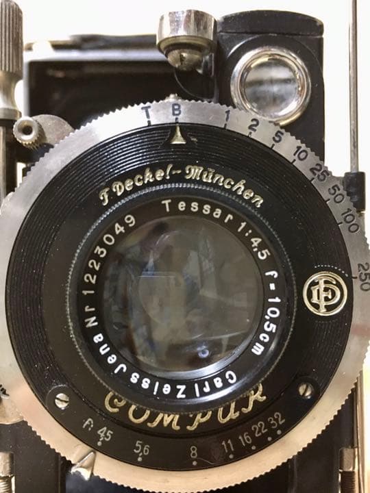 独クルト・ベンツィン社　プリマー Primar　写真を楽しめる中判カメラですから