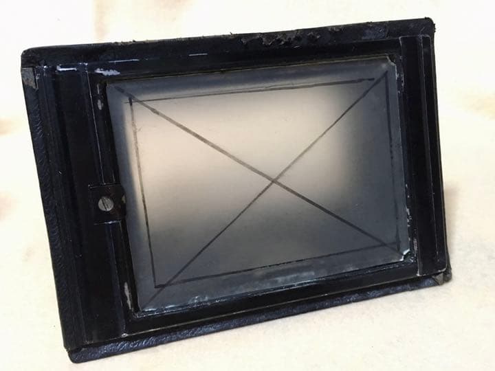 独クルト・ベンツィン社　プリマー Primar　写真を楽しめる中判カメラですから