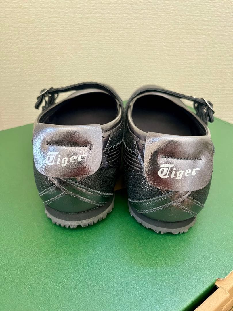 オニツカタイガー Onitsuka Tiger MEXICO 66 TGRS