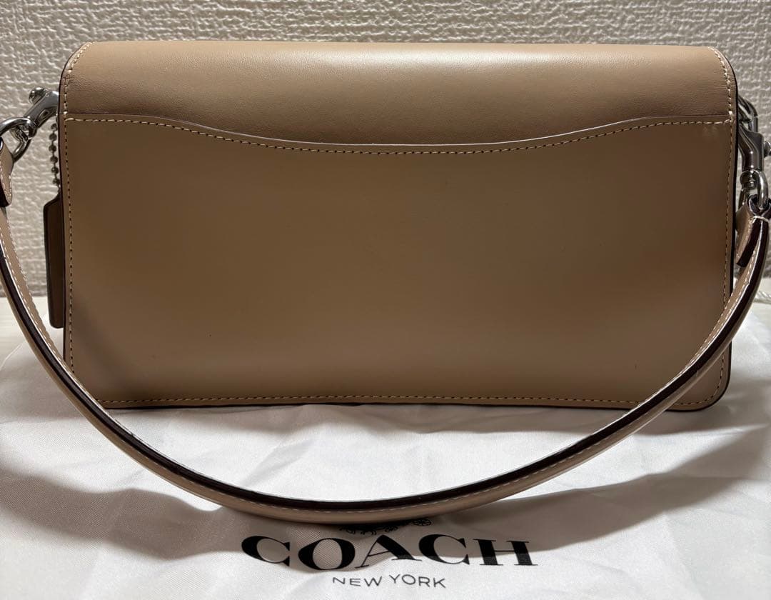 COACH ショルダーバッグ シグネチャーキャンバス