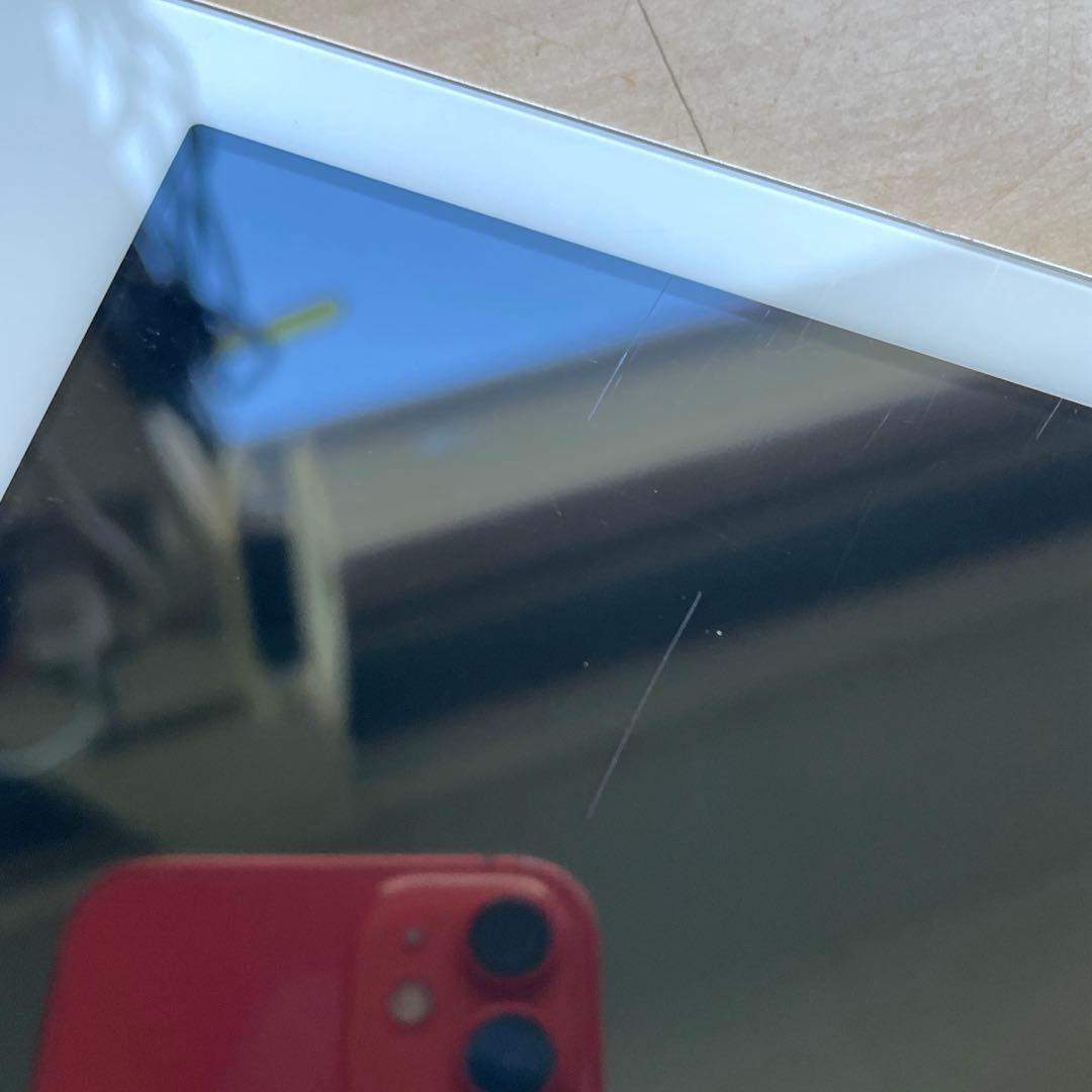 iPad 第6世代　A1893　Wi-Fiモデル　シルバー　32GB 美品　#3