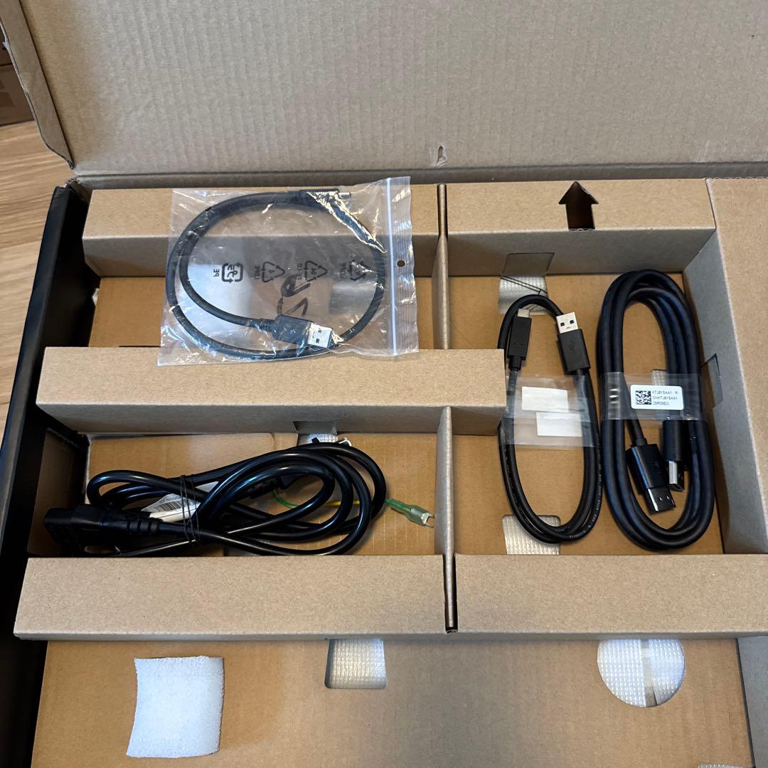 【美品】DELL ハイエンド4Kモニタ U2723QE 箱付き