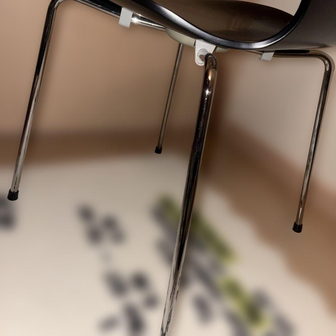 フリッツハンセン　セブンチェア　足接合部修理済み