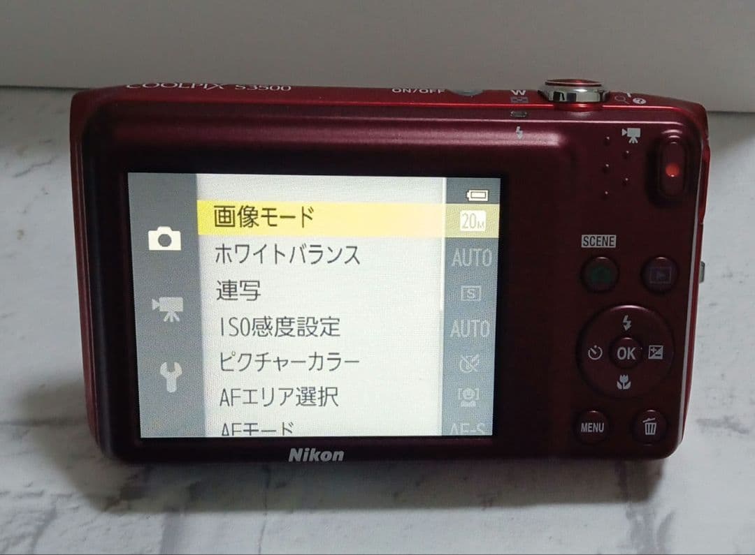 アラになります♪　　　　　　　 〇Nikon COOLPIX レッド