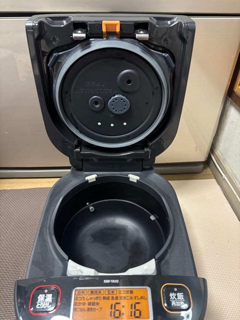 [倉庫処分セール]炊飯器 NW-YA10 ブラック 1.0L-2025年製