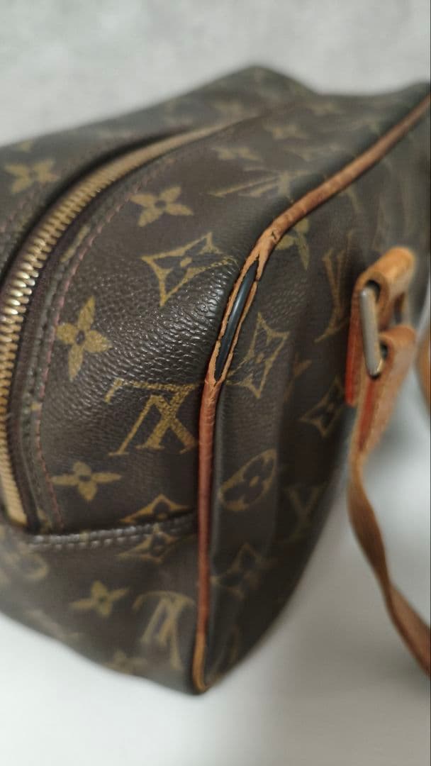 ルイヴィトン　シテMM　ショルダーハンドバッグ