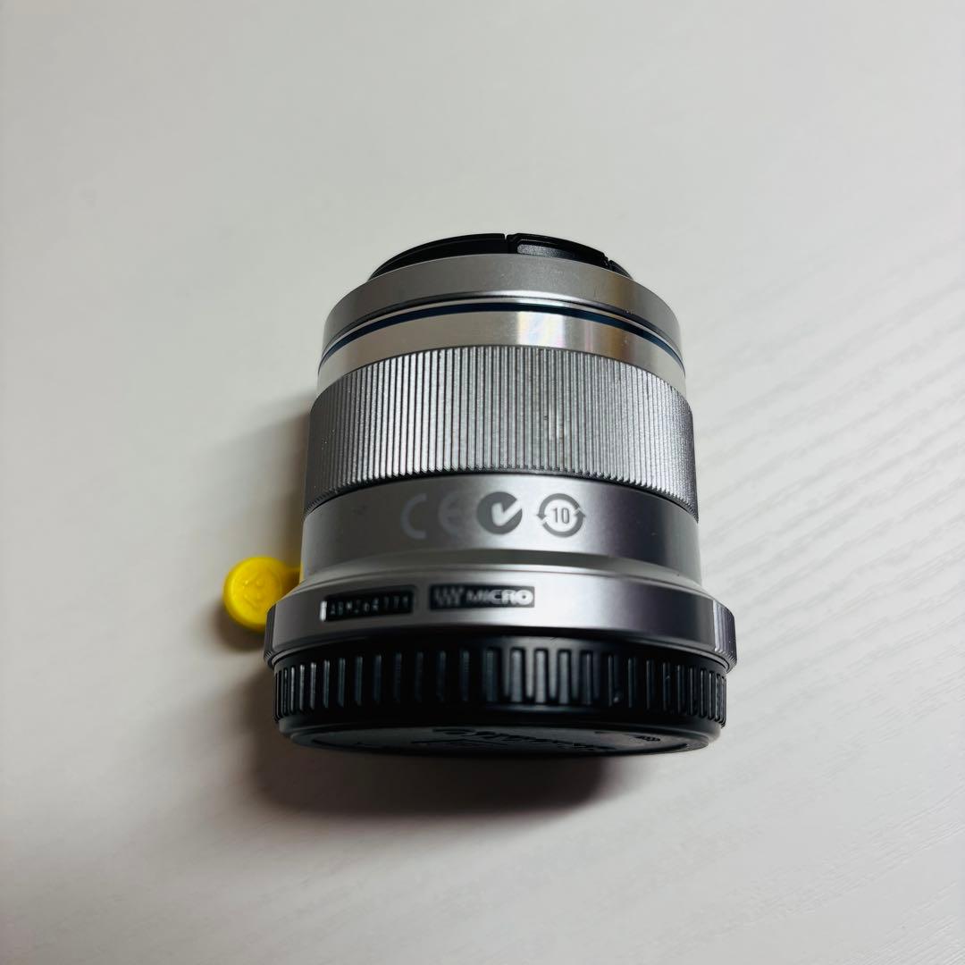 OLYMPUS 45mm f1.8 レンズ(単焦点)