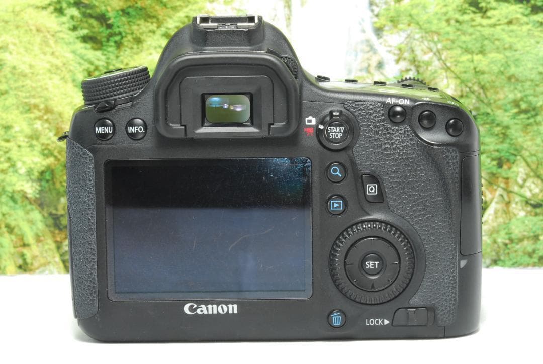 ✨月明りの暗闇でも撮影ができる✨Canon EOS 6D✨フルサイズ機✨動画OK