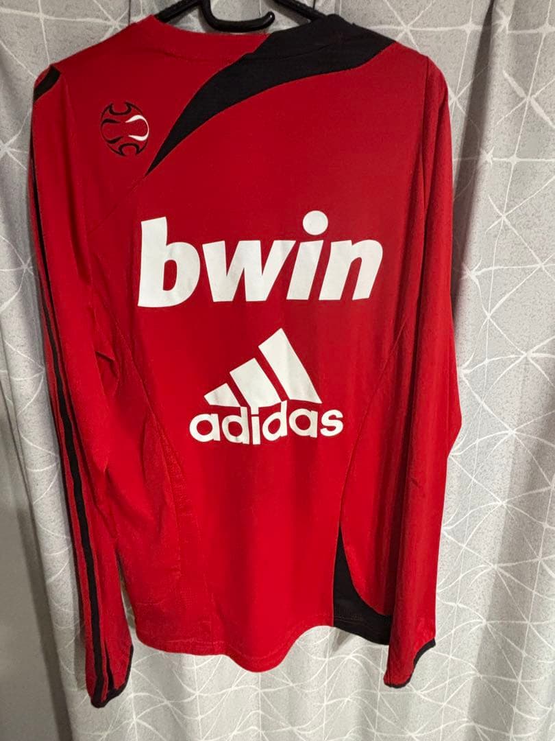 ACミラン　長袖トレーニングウェア