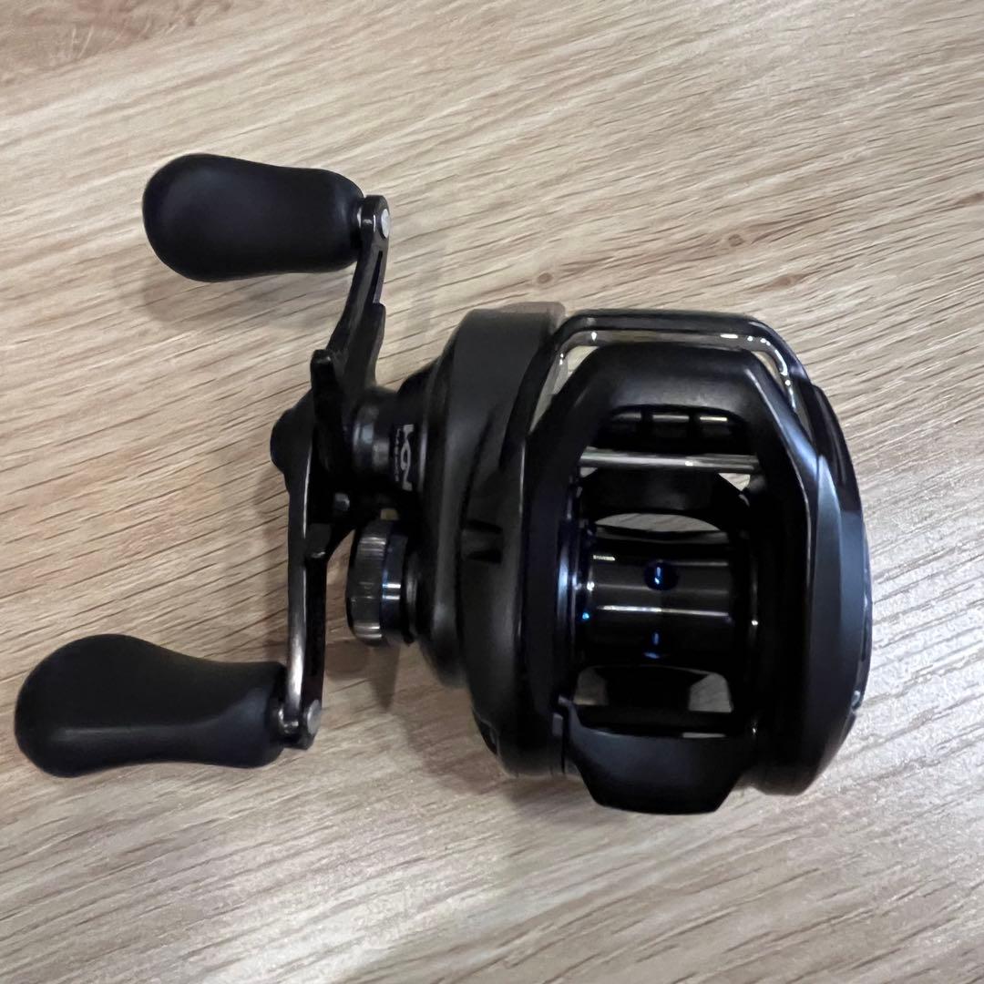 美品　19 SHIMANO SLX MGL 71HG ベイトリール　左巻き